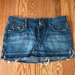 Abercrombie & Fitch Distressed Mini Demin Skirt 4